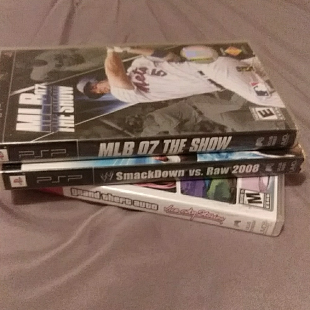 PSP Grand Theft Auto, Smack Down vs Raw, MLB